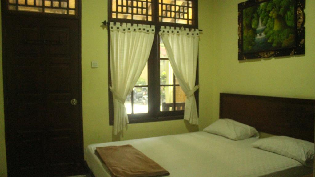 Hotel Nanda Mataram Bagian luar foto